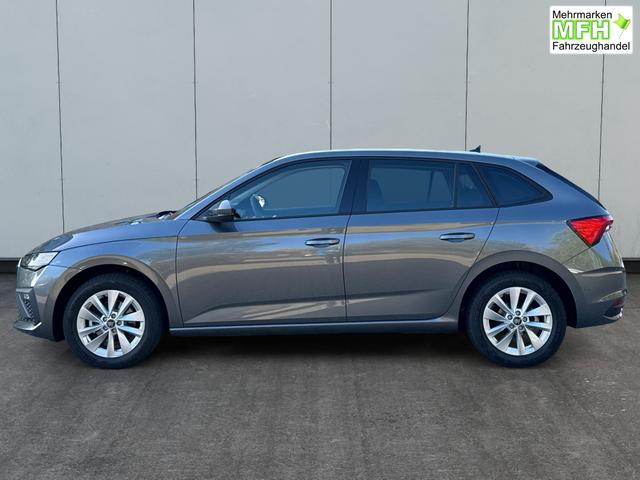 Skoda / Scala / Grau / / / Selection SHZ+KAMERA+SMARTLINK+LED+16 ALU, Bei den verwendeten Bildern kann es sich um Beispielbilder handeln, ggf. teilweise mit Sonderausstattung.