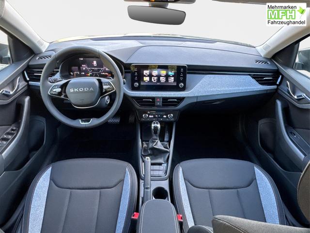 Skoda / Scala / Grau / / / Selection SHZ+KAMERA+SMARTLINK+LED+16 ALU, Bei den verwendeten Bildern kann es sich um Beispielbilder handeln, ggf. teilweise mit Sonderausstattung.
