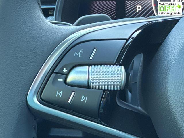 Skoda / Scala / Grau / / / Selection SHZ+KAMERA+SMARTLINK+LED+16 ALU, Bei den verwendeten Bildern kann es sich um Beispielbilder handeln, ggf. teilweise mit Sonderausstattung.