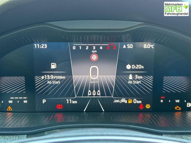 Skoda / Scala / Grau / / / Selection SHZ+KAMERA+SMARTLINK+LED+16 ALU, Bei den verwendeten Bildern kann es sich um Beispielbilder handeln, ggf. teilweise mit Sonderausstattung.