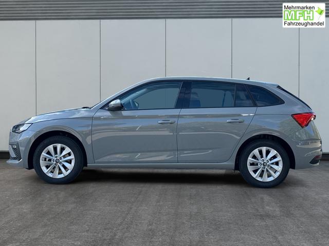 Skoda / Scala / Grau / / / Selection SHZ+KAMERA+SMARTLINK+LED+16 ALU, Bei den verwendeten Bildern kann es sich um Beispielbilder handeln, ggf. teilweise mit Sonderausstattung.