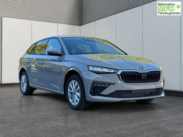 Skoda / Scala / Grau / / / Selection SHZ+KAMERA+SMARTLINK+LED+16 ALU, Bei den verwendeten Bildern kann es sich um Beispielbilder handeln, ggf. teilweise mit Sonderausstattung.