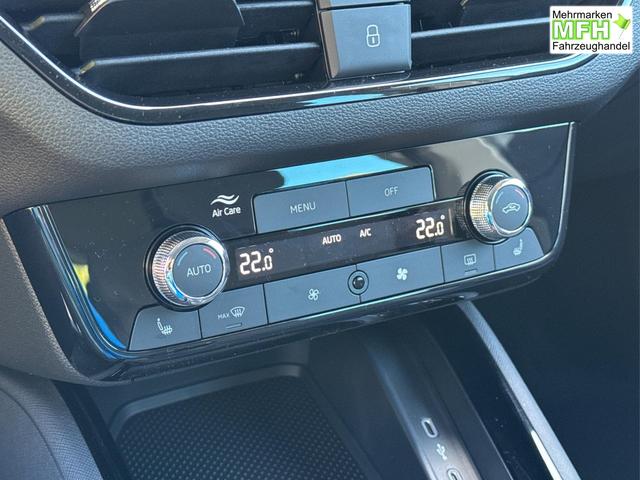 Skoda / Scala / Grau / / / Selection SHZ+KAMERA+SMARTLINK+LED+16 ALU, Bei den verwendeten Bildern kann es sich um Beispielbilder handeln, ggf. teilweise mit Sonderausstattung.