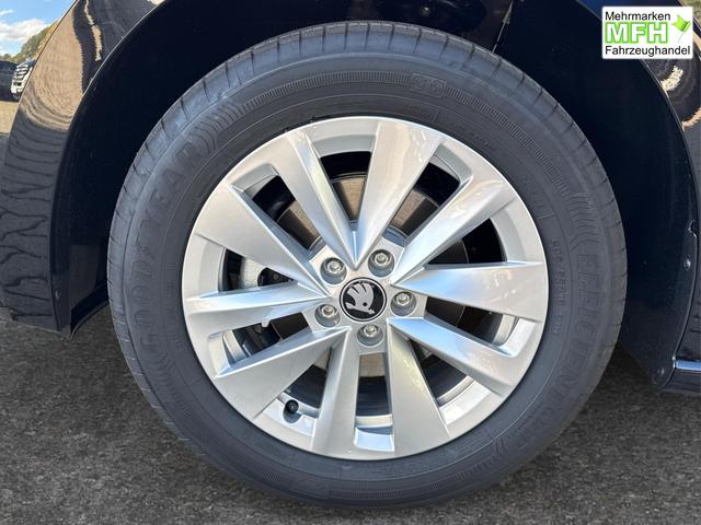 Skoda / Scala / Schwarz / / / Selection SHZ+KAMERA+SMARTLINK+LED+16 ALU, Bei den verwendeten Bildern kann es sich um Beispielbilder handeln, ggf. teilweise mit Sonderausstattung.