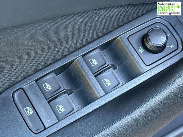 Skoda / Scala / Schwarz / / / Selection SHZ+KAMERA+SMARTLINK+LED+16 ALU, Bei den verwendeten Bildern kann es sich um Beispielbilder handeln, ggf. teilweise mit Sonderausstattung.