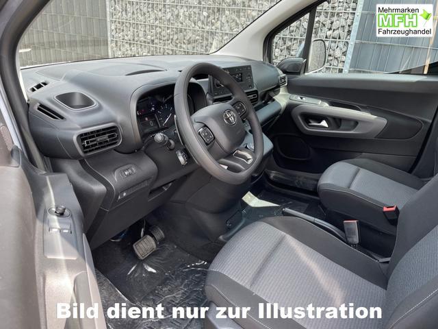 Toyota Proace City Verso Long 1.5D Shuttle 