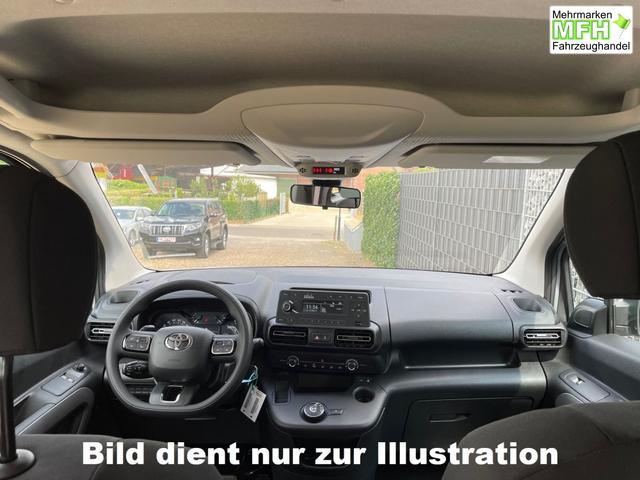 Toyota Proace City Verso Long 1.5D Shuttle 