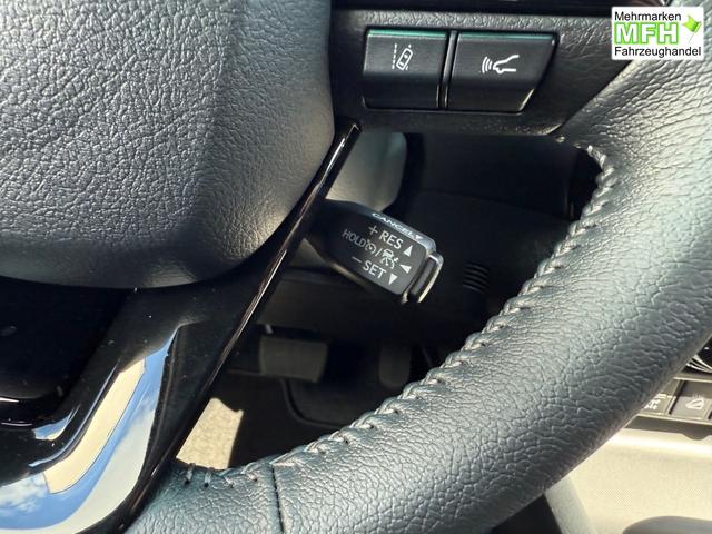 Toyota Hilux 2.8 D4D 48V AT Invincible Bronze Lager 