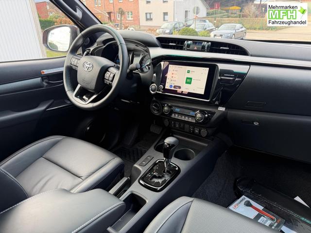 Toyota Hilux Extra Cab 2.8 D-4D AT 4WD Invincible Orange 