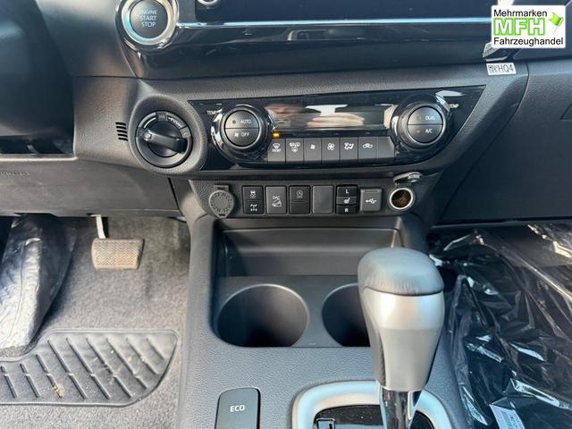 Toyota Hilux Extra Cab 2.8 D-4D AT 4WD Professional Ash grey 