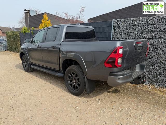 Toyota Hilux 2.8 D4D 48V AT Invincible AHK Lager 