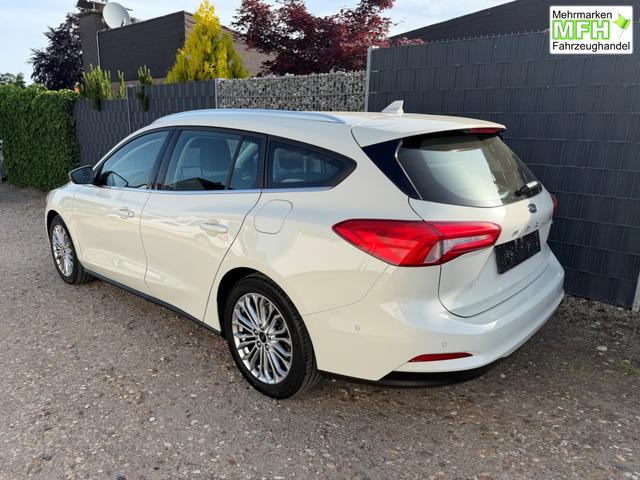 Ford Focus Turnier 1.0 EcoBoost 155 48V Titanium AHK Totwinkel 