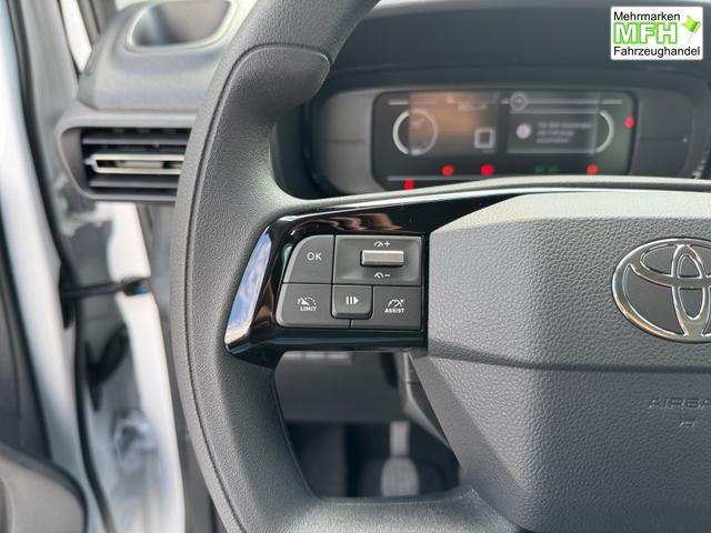 Toyota Proace City Verso 1,2 L2 Business 7 Sitzer Klima Einparkhilfe Apple Tempomat DAB 10 Zoll Display Regensensor 