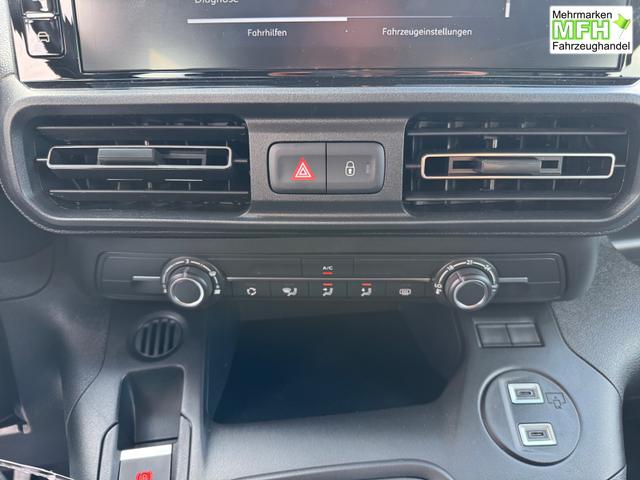 Toyota Proace City Verso 1,2 L2 Business 7 Sitzer Klima Einparkhilfe Apple Tempomat DAB 10 Zoll Display Regensensor 