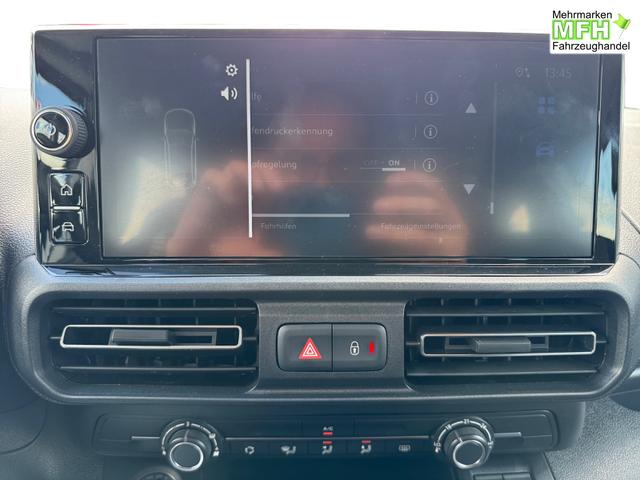 Toyota Proace City Verso 1,2 L2 Business 7 Sitzer Klima Einparkhilfe Apple Tempomat DAB 10 Zoll Display Regensensor 