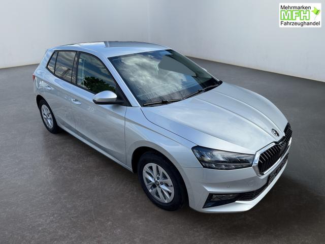 Skoda Fabia Drive Plus 1.0 TSI DSG 2 Zonen Klima PDC vorne und hinten Kamera Apple ACC 5JG Sitzheizung Alu Felgen 