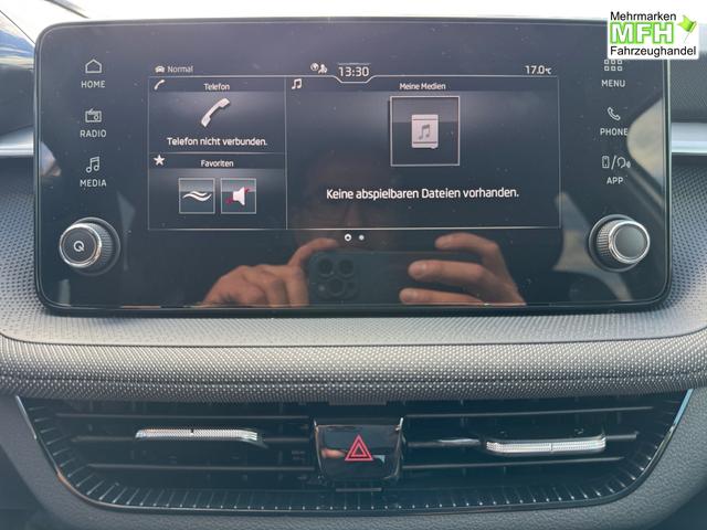 Skoda Fabia Drive Plus 1.0 TSI DSG 2 Zonen Klima PDC vorne und hinten Kamera Apple ACC 5JG Sitzheizung Alu Felgen 