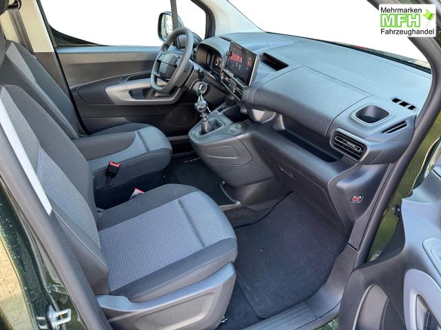 Toyota Proace City Verso 1,2 L2 Business 7 Sitzer Klima Einparkhilfe Apple Tempomat DAB 10 Zoll Display Regensensor 