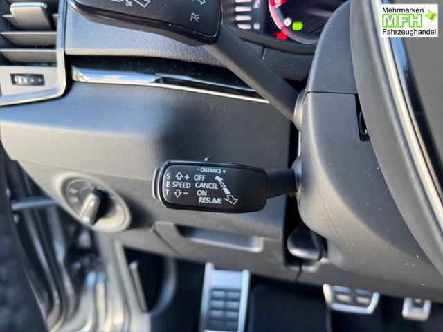 Skoda Karoq 2,0 TDI DSG Sportline 3ZKlima ACC 4x Sitzheizung 2x Einparkhilfe Anh&auml;ngerkupplungKamera 5J Garantie beheizte Windschutzscheibe 