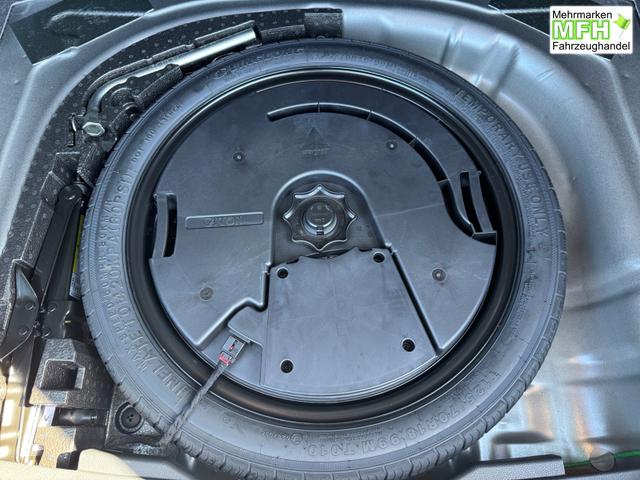 Skoda Karoq 2,0 TDI DSG Sportline 3ZKlima ACC 4x Sitzheizung 2x Einparkhilfe Anh&auml;ngerkupplungKamera 5J Garantie beheizte Windschutzscheibe 