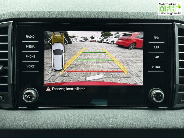 Neue Skoda Karoq Sportline top Austastung 