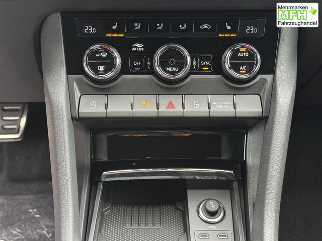 Neue Skoda Karoq Sportline top Austastung 