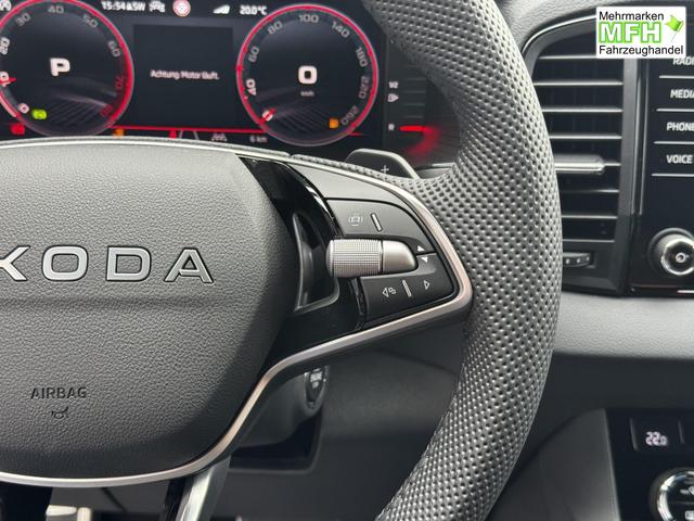 Neue Skoda Karoq Sportline top Austastung 