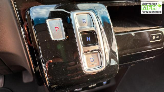 Hyundai Staria 1,6 T-GDI HEV EaAcPa PaPak el.HK el.Schie 