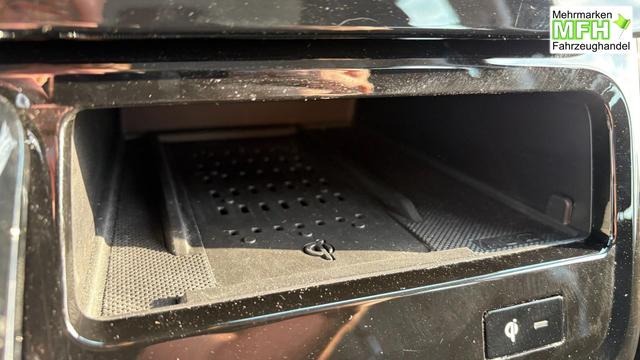 Hyundai Staria 1,6 T-GDI HEV EaAcPa PaPak el.HK el.Schie 