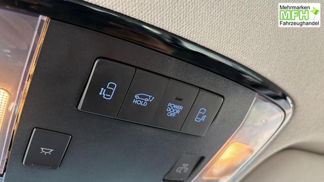 Hyundai Staria 1,6 T-GDI HEV EaAcPa PaPak el.HK el.Schie 