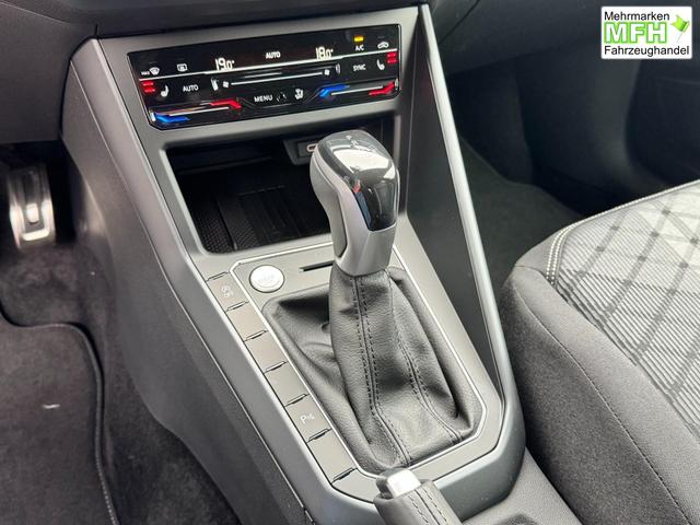 Volkswagen Taigo 1,0 TSI DSG R-Line IQ Light Matrix ACC 2 x Einparkhilfe Sitzheizung Kamera18 Zoll 5J Garantie 