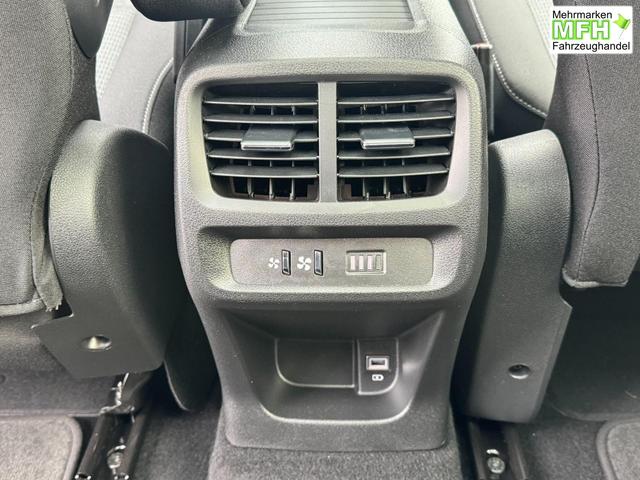 Toyota Proase Citty Lounge VIP Pano Innenraum Bilder