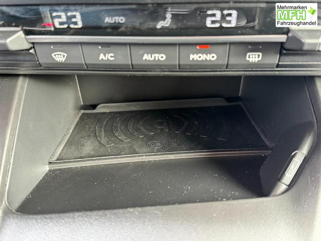 Toyota Proase Citty Lounge VIP Pano Innenraum Bilder