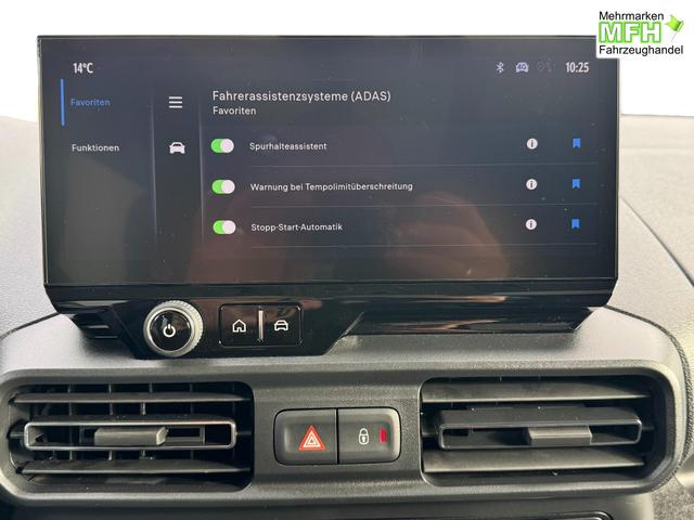 Toyota Proase Citty Lounge VIP Pano Innenraum Bilder