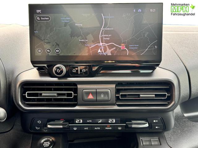 Toyota Proase Citty Lounge VIP Pano Innenraum Bilder