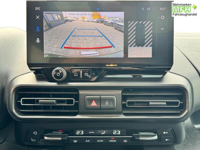 Toyota Proase Citty Lounge VIP Pano Innenraum Bilder