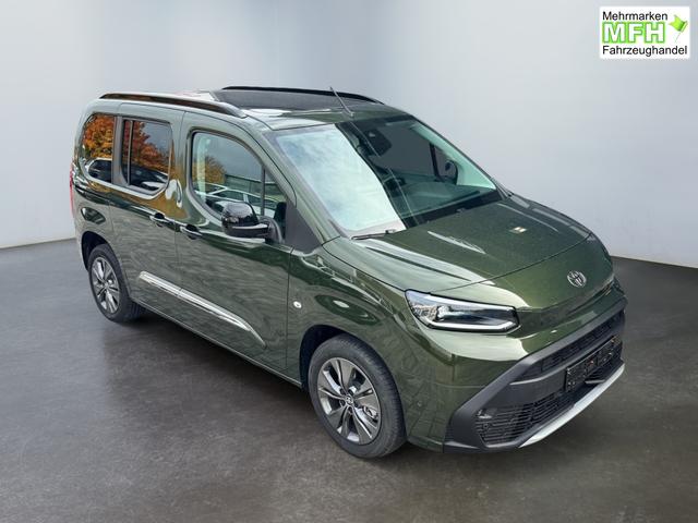 Toyota Proase Citty Lounge VIP Pano aussen bilder