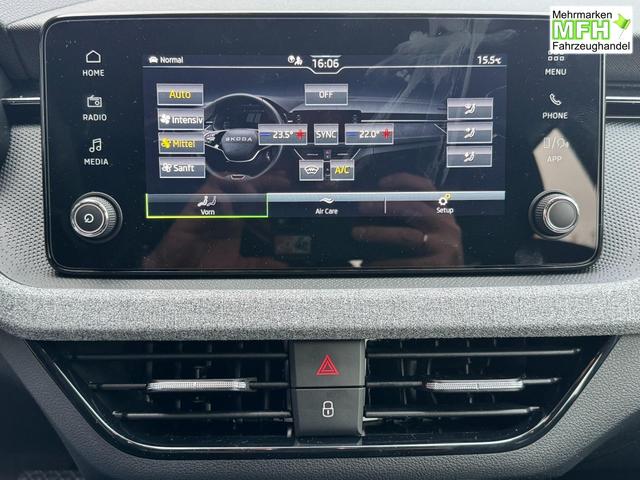 Skoda Scala 1,0 TSI DSG Selection 2Zonenklima 2x Einparkhilfe Kamera LED el.Heckklappe beheitzte Frontscheibe 5J Garantie 