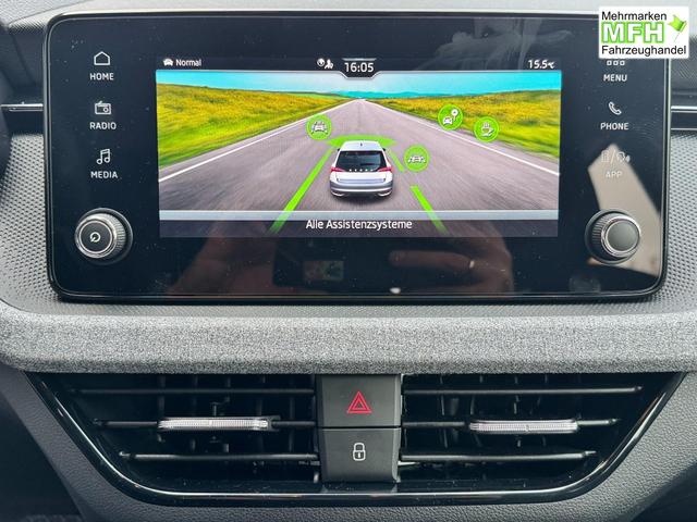 Skoda Scala 1,0 TSI DSG Selection 2Zonenklima 2x Einparkhilfe Kamera LED el.Heckklappe beheitzte Frontscheibe 5J Garantie 