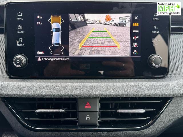 Skoda Scala 1,0 TSI DSG Selection 2Zonenklima 2x Einparkhilfe Kamera LED el.Heckklappe beheitzte Frontscheibe 5J Garantie 
