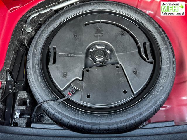 Karoq sportline canton rot