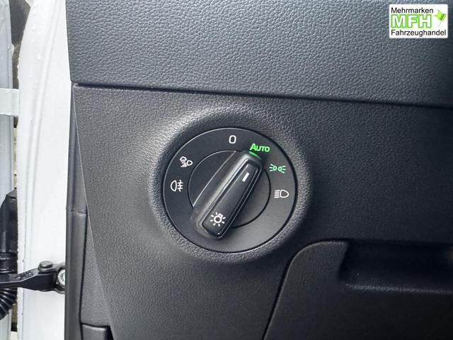 Skoda Karoq 1,5 TSI DSG Sportline Innenraum, ahk bilder