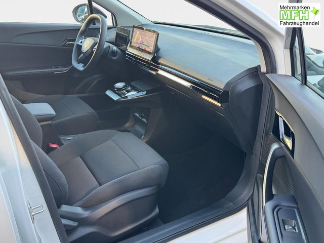 mg4 electric leasing