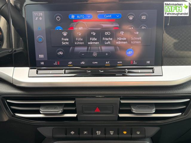  Ford Grand Tourneo Titanium