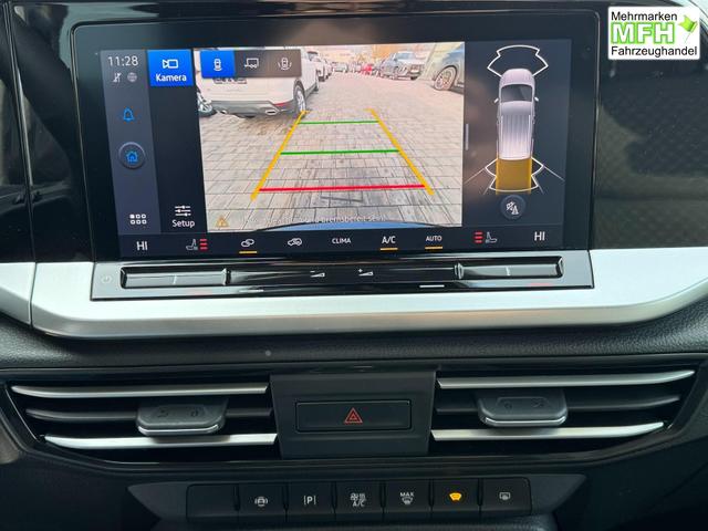  Ford Grand Tourneo Titanium