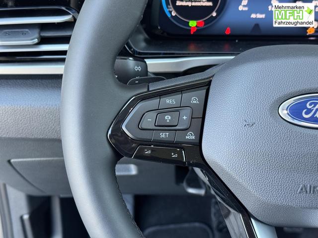Ford Grand Tourneo Titanium