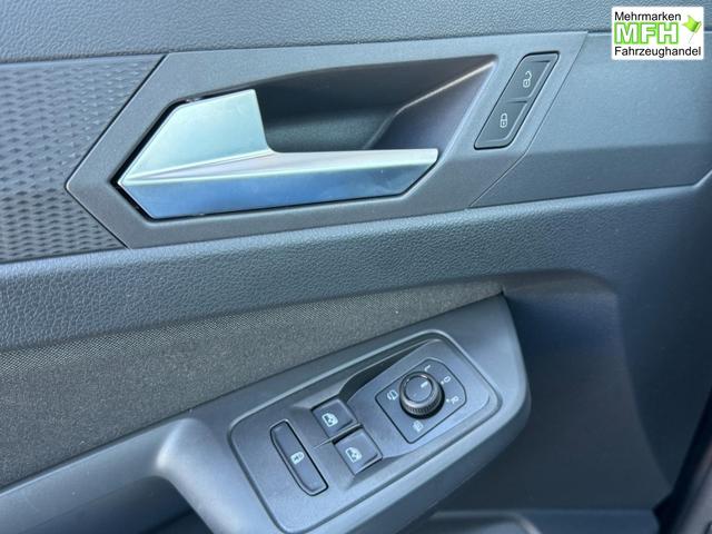 Ford Grand Tourneo Titanium