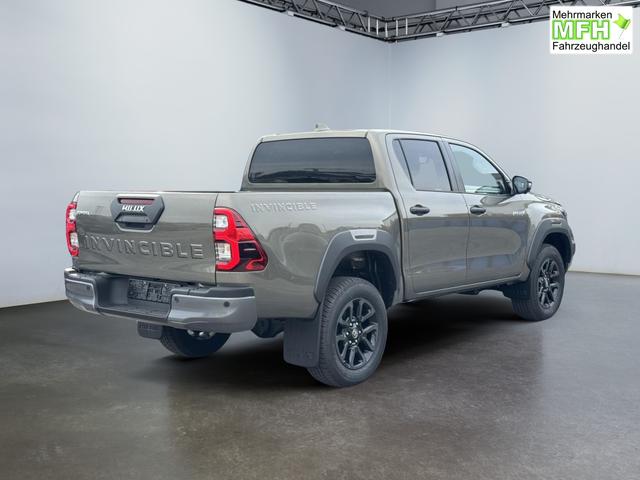 Reimport Toyota Hilux INVINCIBLE Double Cab 2.8 D-4D 4x4 kaufen