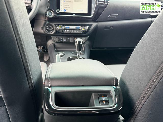 Reimport Toyota Hilux INVINCIBLE Double Cab 2.8 D-4D 4x4 kaufen