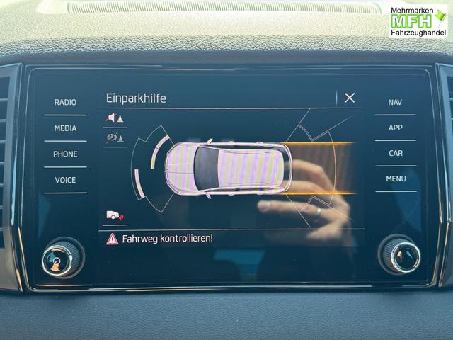 Skoda Karoq Sportline 1,5 TSI DSG 2ZKlima AHK 4x Sitzheizung beheizte Frontscheibe Canton Totewinkel 5J Garantie 